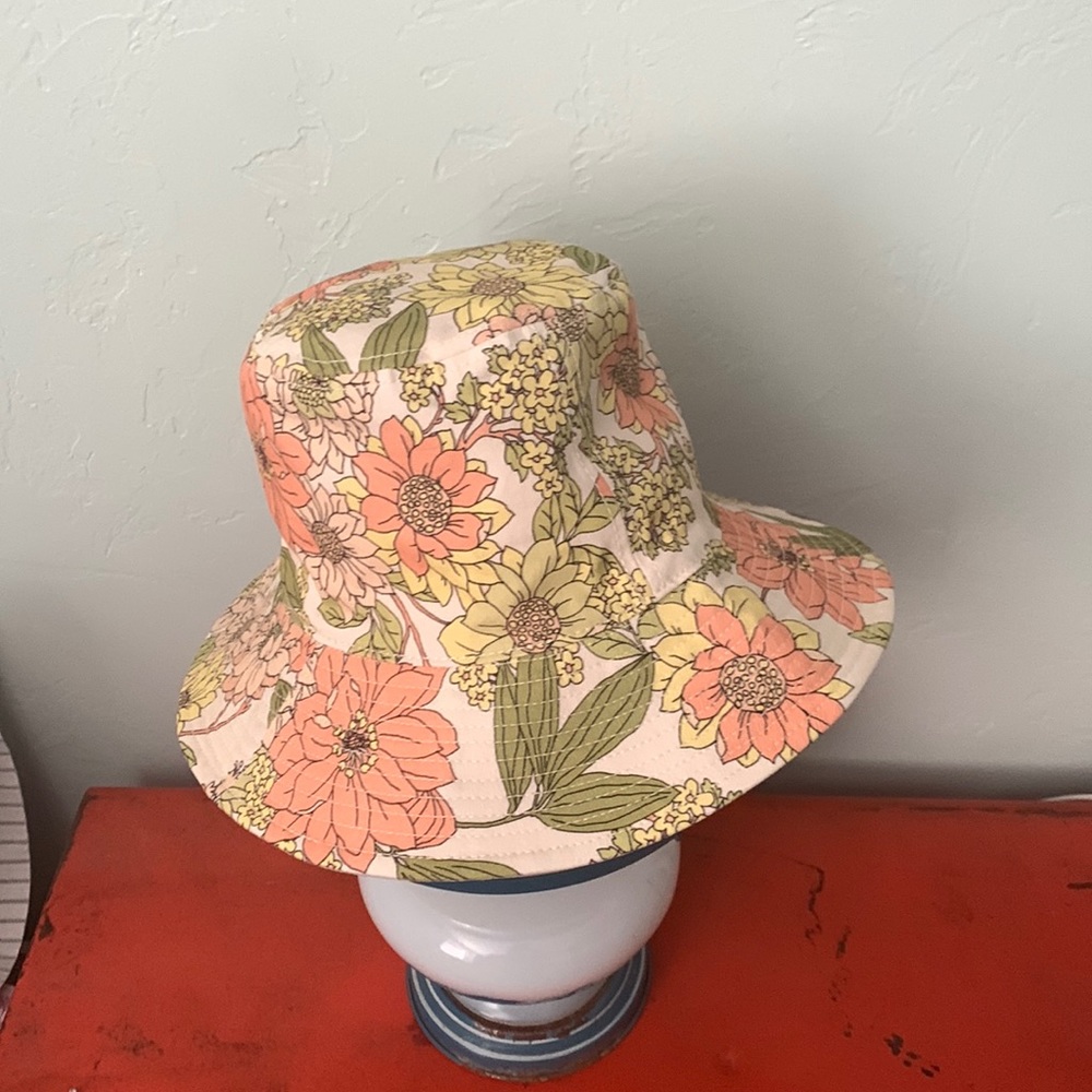 Reversible J Crew bucket hat